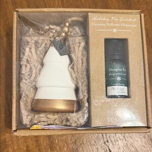 ☀️3/$20 Demdaco White and Gold Ceramic Diffuser Ornament